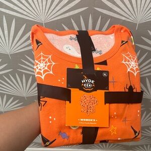 Hyde & Eek! Women's Halloween Pajama Set